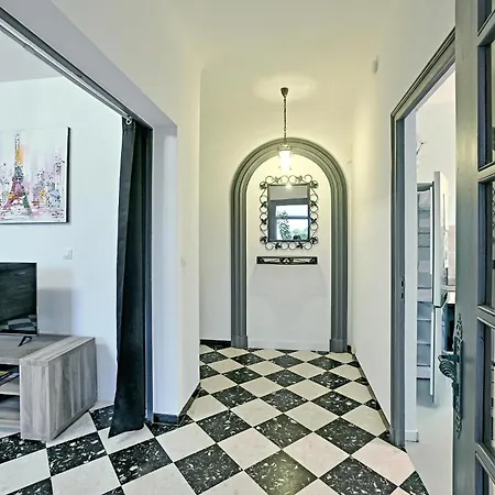 Apartment 2 Bedroom Awesome In Pont Darc *